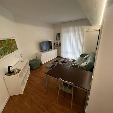 Appartamento Spazioso In Centro Пьяченца Экстерьер фото