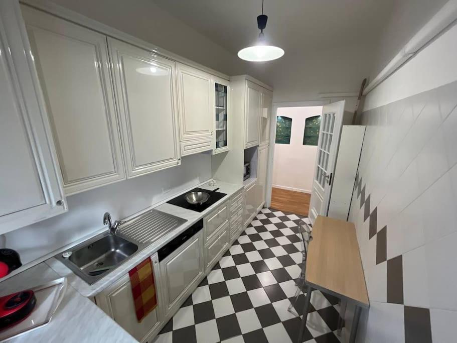 Appartamento Spazioso In Centro Пьяченца Экстерьер фото